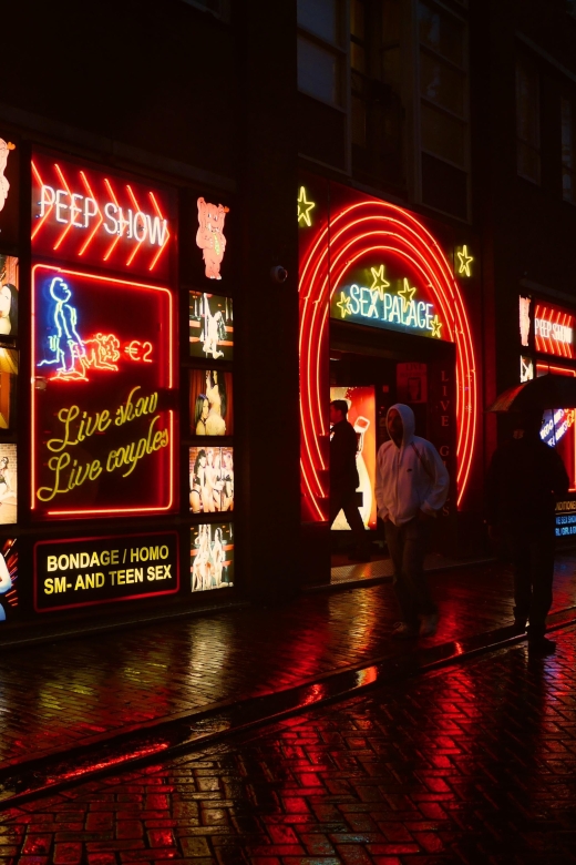 Amsterdam: Red Light District and Coffeeshop Culture Tour - Tour Overview