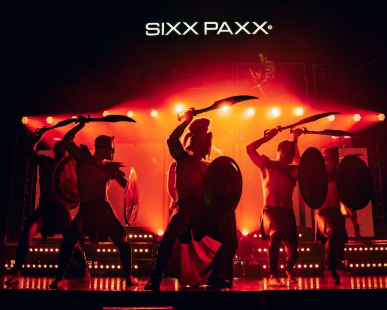 Berlin: Sixx Paxx Theater Show Ticket Event Overview