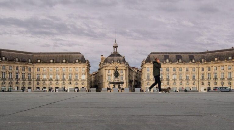 Bordeaux: Private Guided Walking Tour Celtic Roots And Ancient Battles