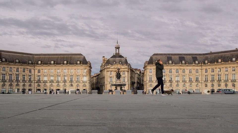 Bordeaux: Private Guided Walking Tour - Celtic Roots and Ancient Battles