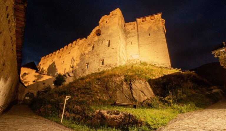 Burg Heinfels: An Exclusive Tour Of The Castle At Night Tour Overview