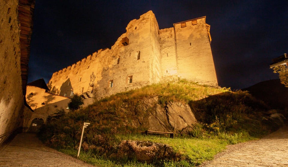 Burg Heinfels: an Exclusive Tour of the Castle at Night - Tour Overview