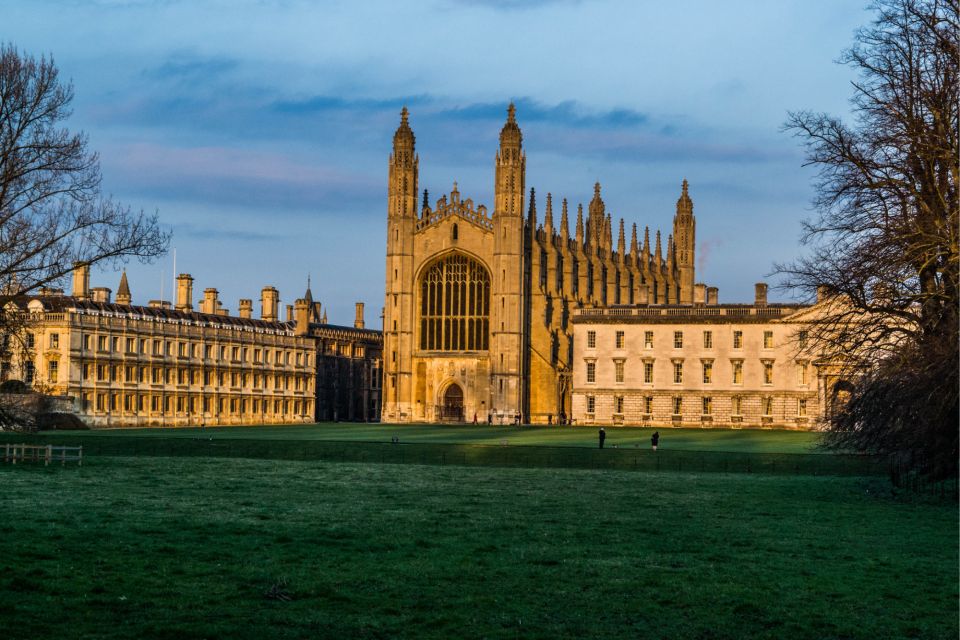 Cambridge: Self-Guided Highlights Scavenger Hunt and Tour - Exploring Parkers Piece