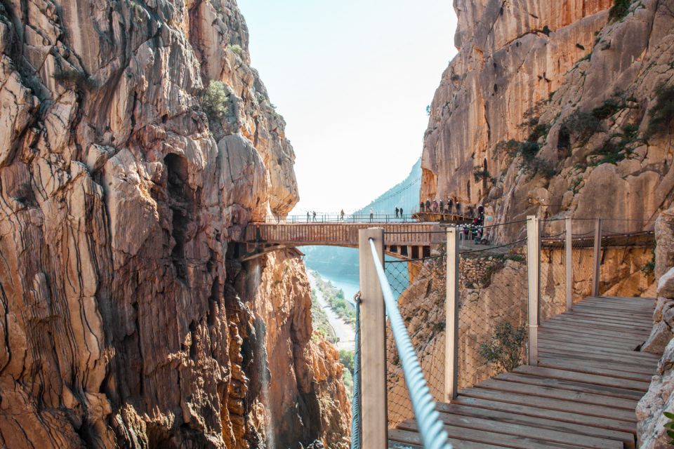 Caminito Del Rey: Guided Hiking Tour With Entrance Tickets - Tour Overview