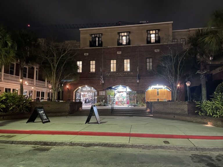 Charleston: Haunted History Tour Learn To See A Ghost Tour Overview