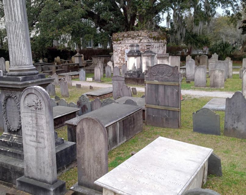 Charleston: Small-Group Ghost Walking Tour at Night - Tour Overview