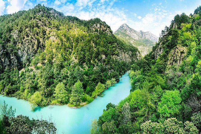 Chouwen Lake Hiking & Swimming - Location and Description