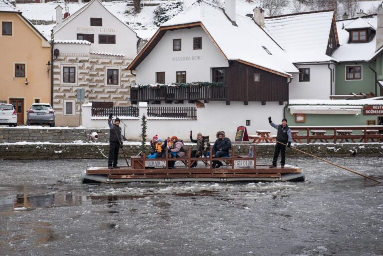 Czech Krumlov: Advent Wooden Raft River Cruise Experience Overview