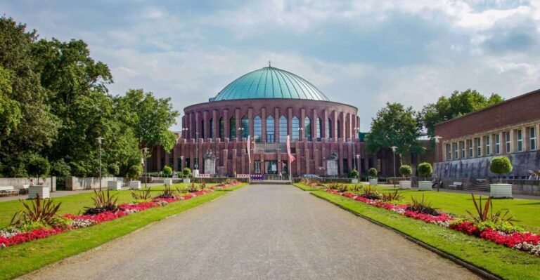 Düsseldorf: Classic City Segway Tour Tour Overview