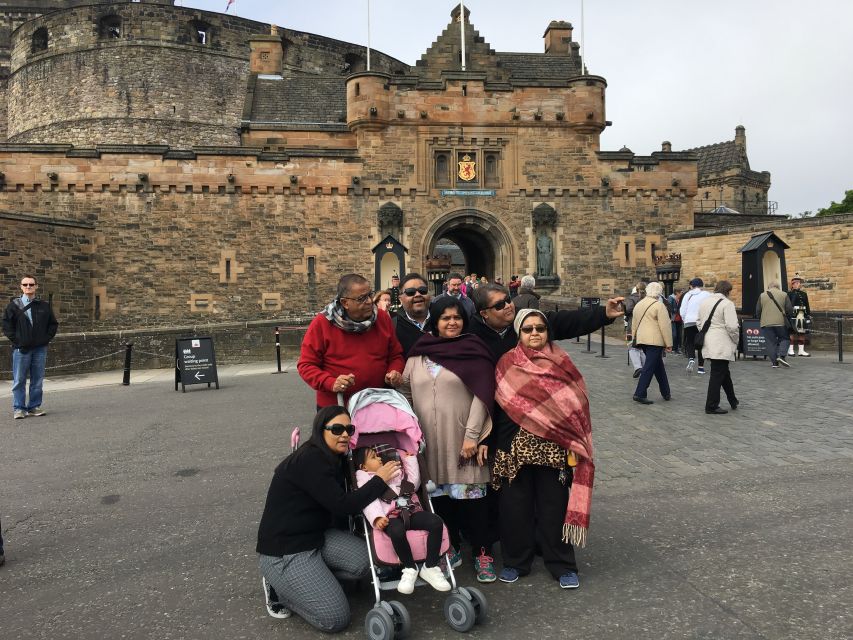 Edinburgh: Child-Friendly Tour With a Local Friend - Tour Overview