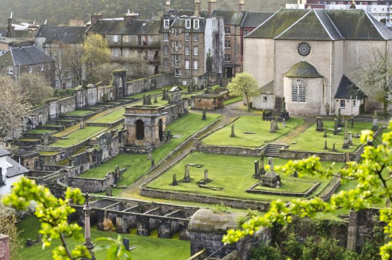 Edinburgh: The Dark Side Walking Tour Tour Details