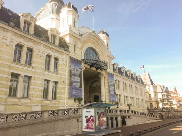 Évian Les Bains Private Guided Walking Tour Tour Overview