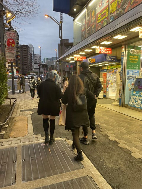 Expert Anime Guide in Akihabara With a Maid Witch - Tour Overview