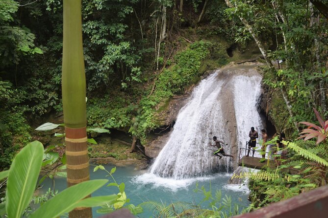 Explore Scenic Tropical Waterfalls at Blue Hole - Lush Rain Forests