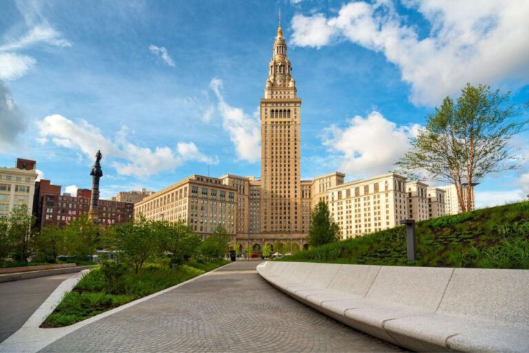 Exploring Cleveland With The Family – Walking Tour Tour Details