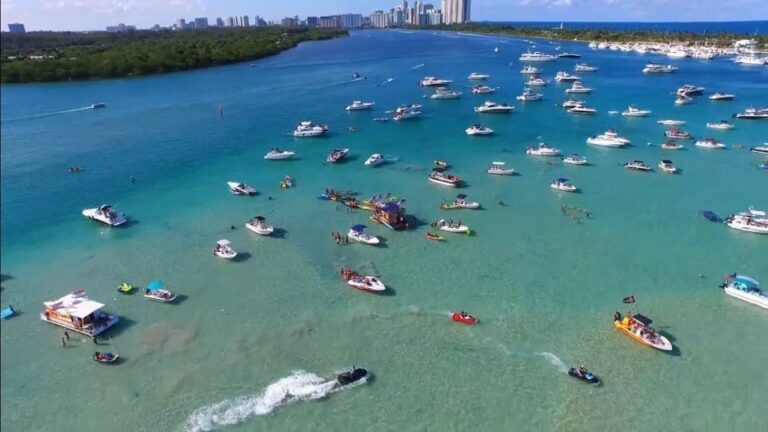 Fort Lauderdale: 13 People Private Boat Rental Activity Details