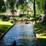 From Amsterdam: Private Tour To Giethoorn With Canal Cruise Tour Overview