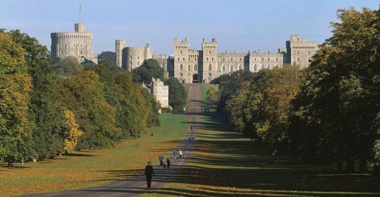 From London: Windsor, Oxford & Stonehenge Full Day Trip About The Tour