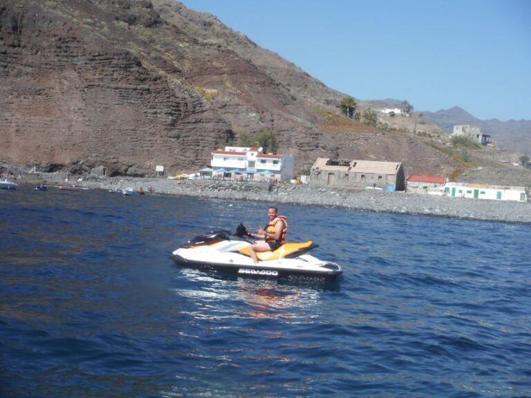 From Playa Del Inglés: Guided Jet Ski Tour & Hotel Transfers Tour Overview