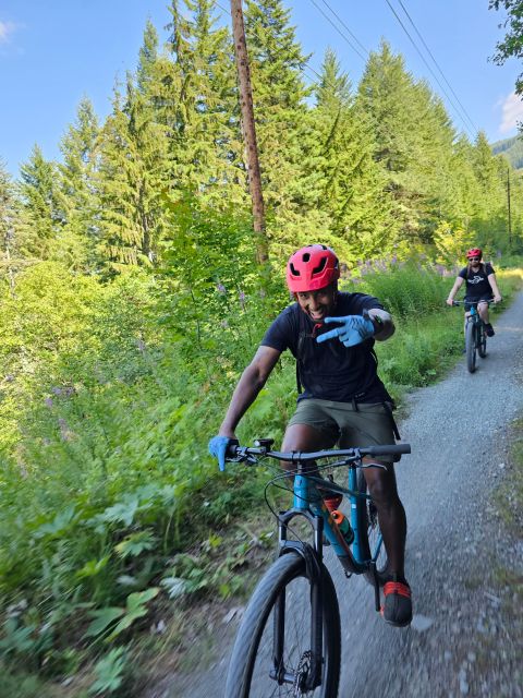 From Seattle: Snoqualmie Tunnel Scenic Bike Tour - Tour Overview