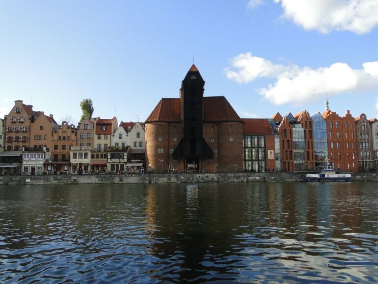 Gdańsk: Motlawa River Sightseeing Catamaran Cruise Cruise Overview