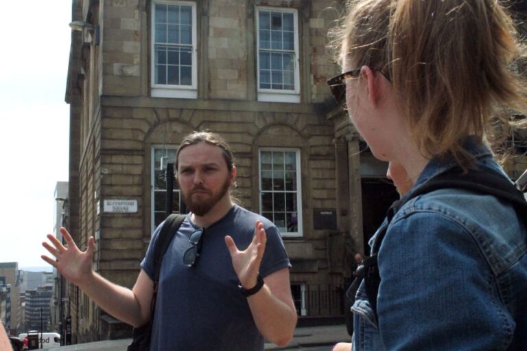 Glasgow: Walking Tour With Beer Tasting Tour Overview