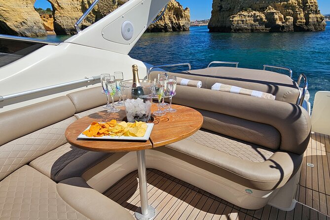 Half-Day Private Cruise With Drinks, Snacks and Paddleboards - Included Amenities and Features