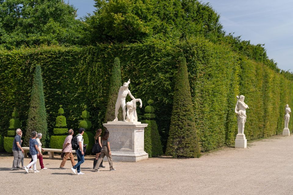 Half Day Versailles Palace & Gardens Tour From Versailles - Exploring the Magnificent Gardens