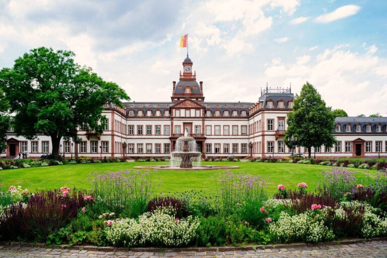 Hanau: Private Guided Walking Tour Uncovering The Brothers Grimm Legacy