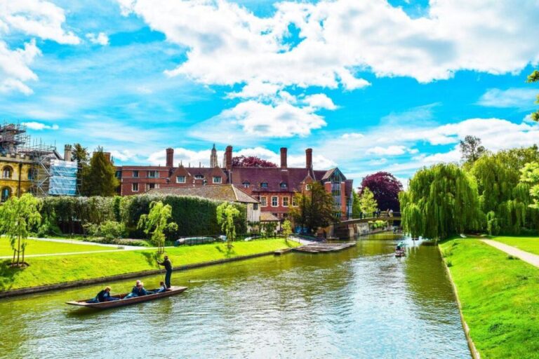 Heritage And Culture Of Cambridge – Walking Tour For Couples Starting Location And Duration