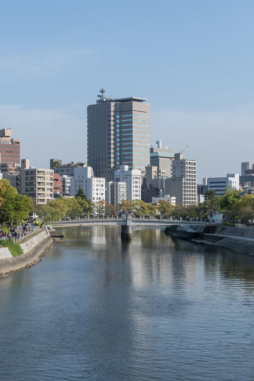 Hiroshima: History and Hidden Gems Tour Review - Highlights and Experience