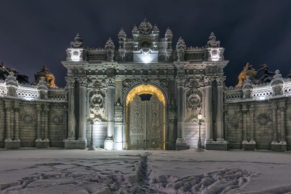 Istanbul: Dolmabahce Palace & Harem Ticket With Guided Tour - Palace Architecture and Design