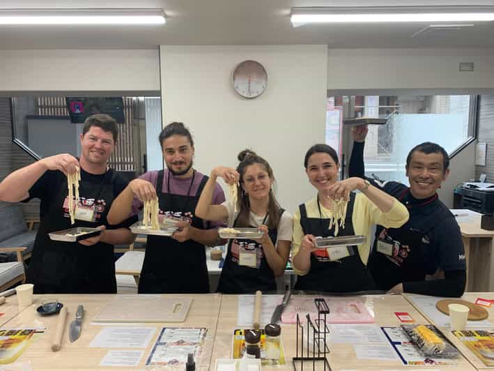 Kyoto: Japanese Udon and Sushi Cooking Class With Tastings - Class Overview and Details