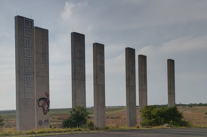 Lesedi Cultural Village & Cradle Of Humankind Guided Tour Tour Overview