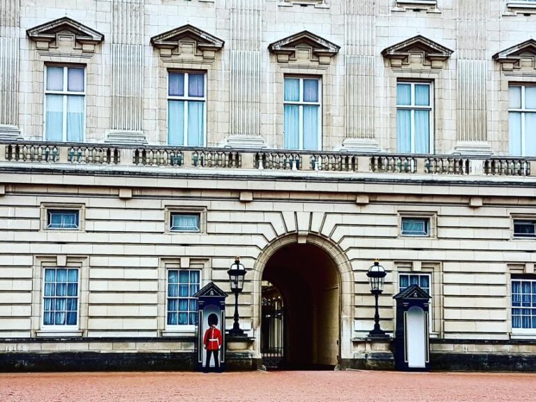 London: The Crown British Royalty Walking Tour Overview Of The Tour