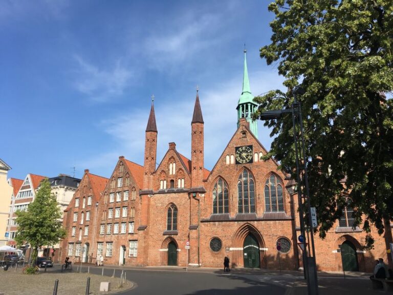 Lübeck: Backyards And Town Houses Private Guided Tour Tour Details