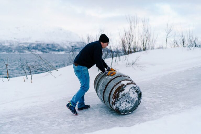 Lyngseidet: Arctic Distillery Guided Whisky Tour Worlds Northernmost Whisky Distillery