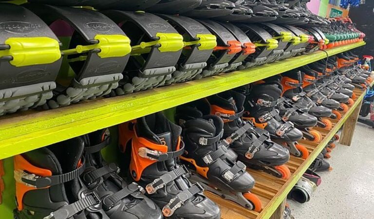 Miami Beach: Rollerblade Rental With Protection Gear Iconic Locations To Explore