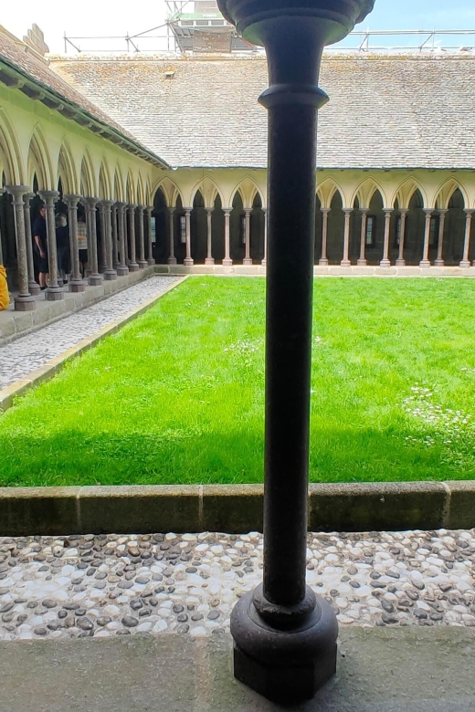 Mont-Saint-Michel: Private Walking Tour With Abbey Ticket - Architectural Grandeur of Mont-Saint-Michel