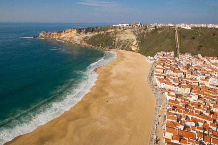 Nazaré Private Transfer: To/from The Lisbon Airport Transfer Details