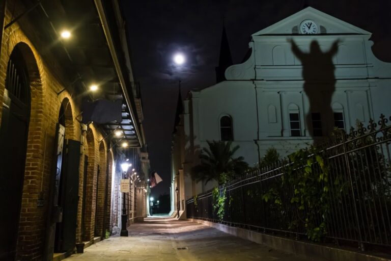 New Orleans Ghost Tour Haunted Streets Of New Orleans