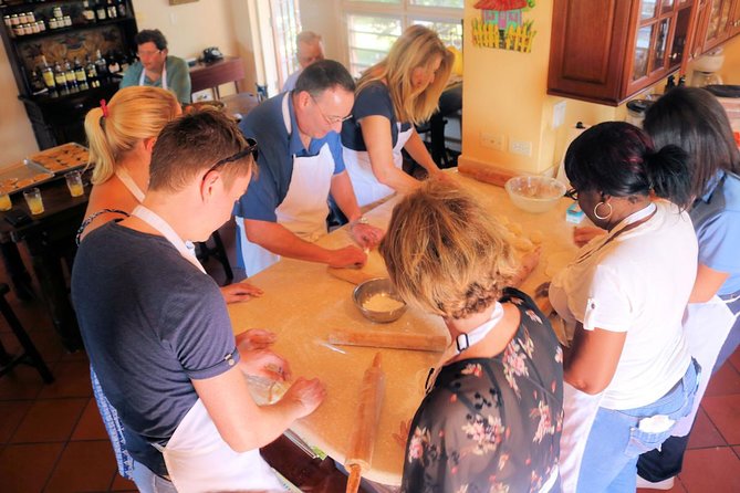 Nicoles Table - Coordinating Curry - Overview of the Cooking Class