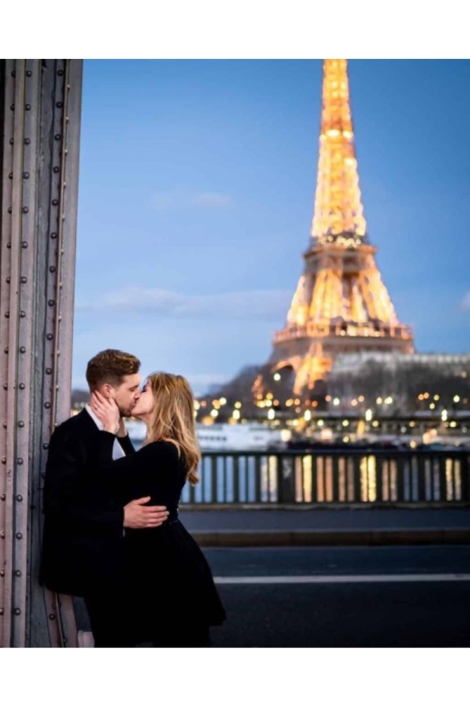 Paris: Love Day For Couples Romantic Chauffeured Car Tour