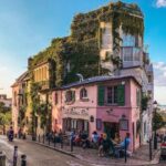 Paris: Montmartre Hill & Sacré Cœur Guided Walking Tour Tour Details