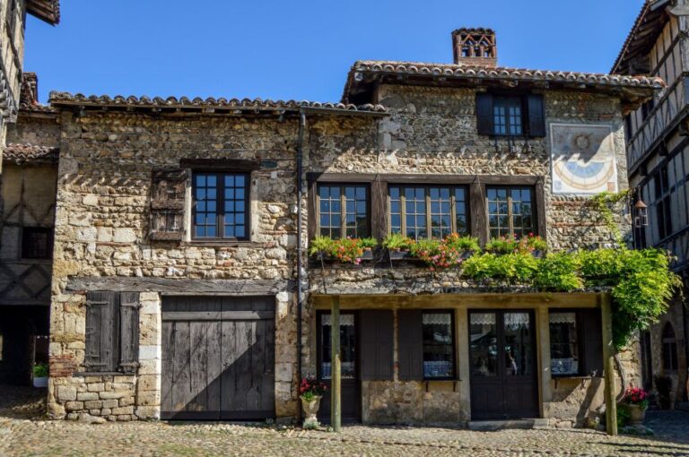 Pérouges: Medieval Village Private Guided Tour Exploring Pérouges Cobblestoned Streets