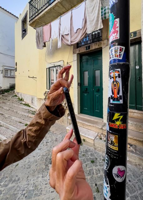 Photo Walk In Alfama, Graça and Mouraria With Gilby VM - Tour Overview