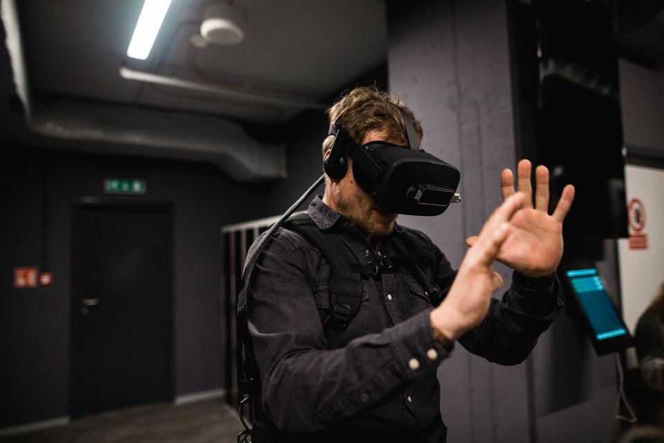 Prague: Virtual-Reality Time-Travel Experience to 1593 - Experience Overview