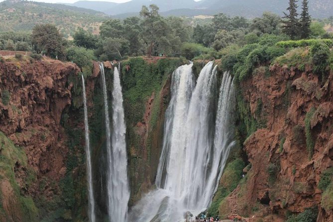 Private Day Trip From Marrakech to Ouzoud Waterfalls - Exploring the Ouzoud Waterfalls