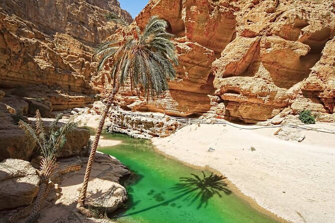 Private Full Day Wadi Shab And Bimmah Sinkhole Tour Tour Highlights