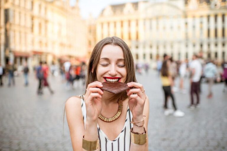 Private Guided Tour Of Bruges' Iconic Sites & Chocolate Tour Overview